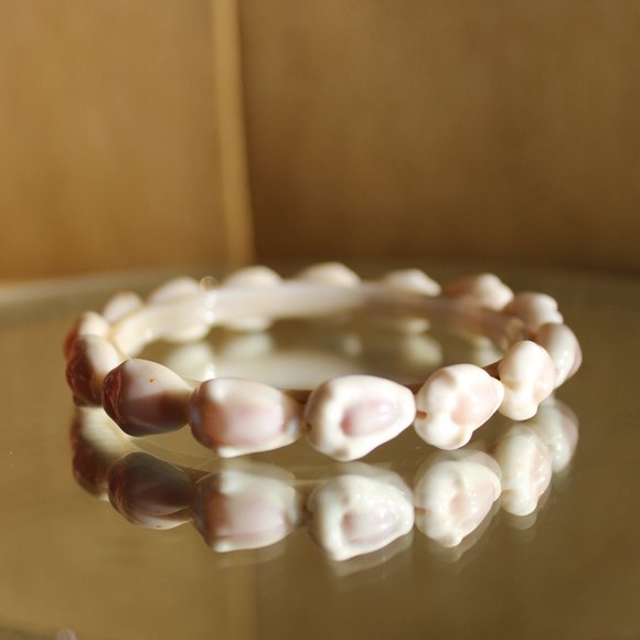 3 FOR $15!! White Seashell Bangle - Picture 1 of 2